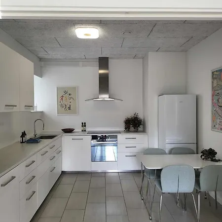 Charmerende Villalejlighed Pa 80 Kvm Inklusiv Gardhave Aarhus Exterior photo